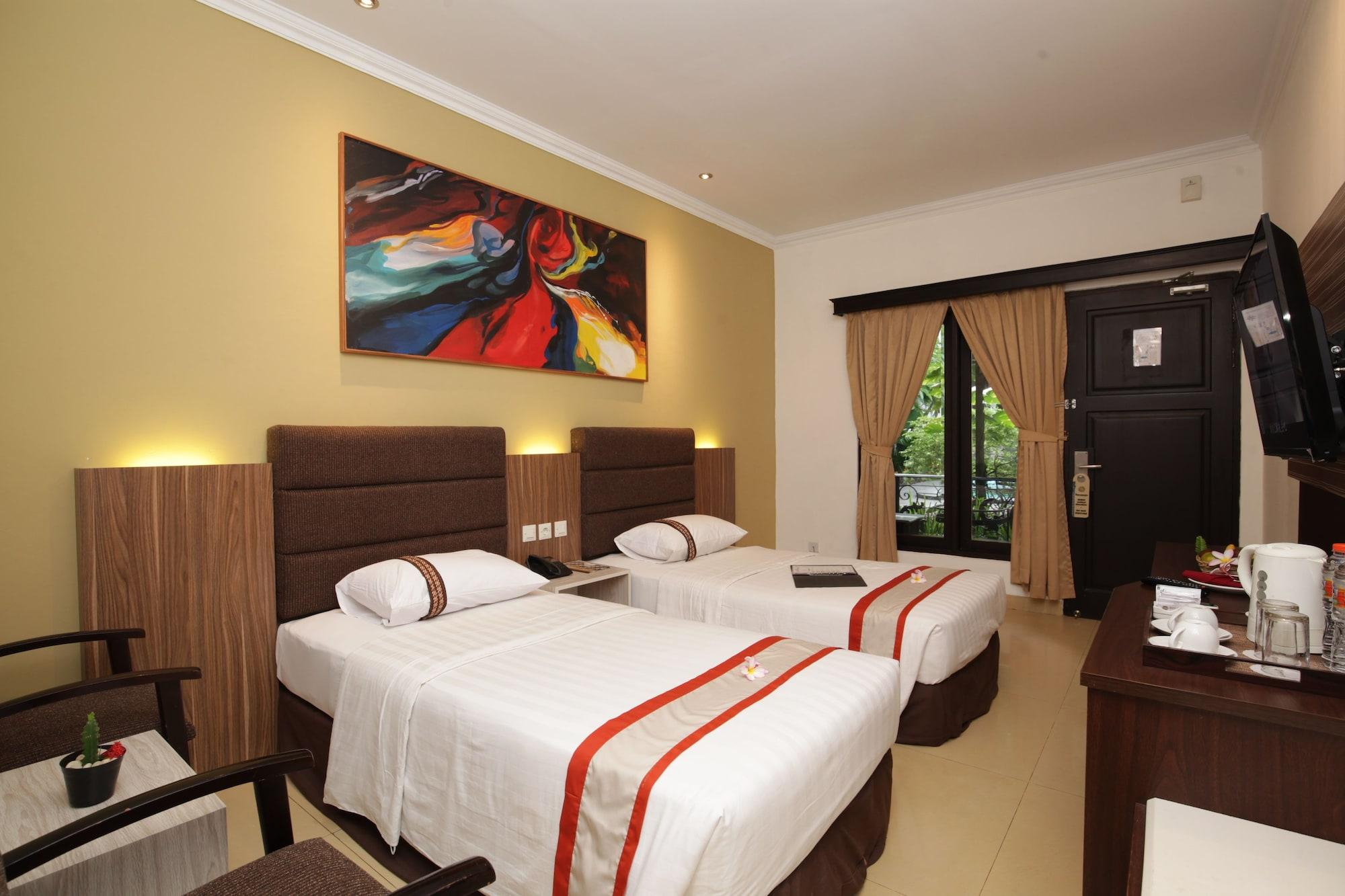The Grand Palace Hotel יוגיאקרטה מראה חיצוני תמונה